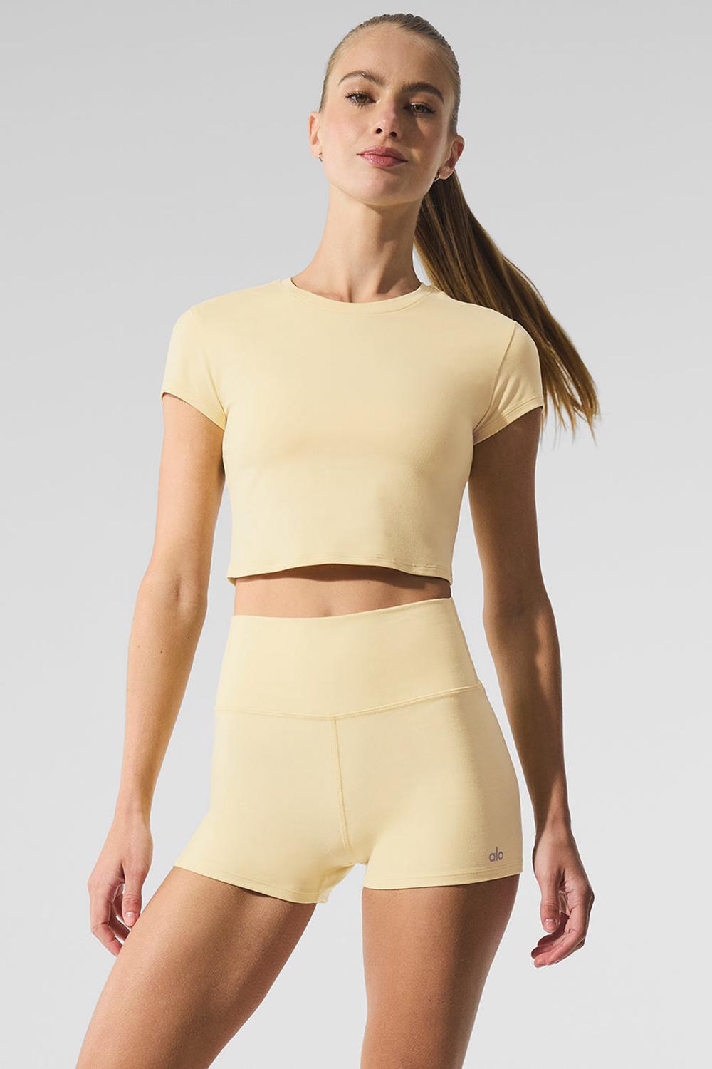 Short Sleeve Alo Yoga Alosoft Crop Finesse Mujer Warm Butter | España  RWHA-84759