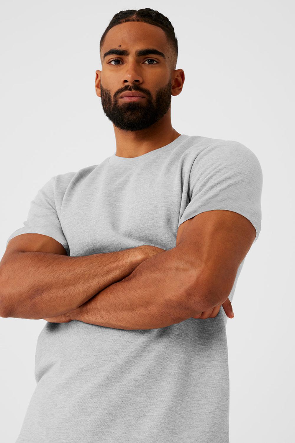 Short Sleeve Alo Yoga Chill Hombre Gris | España  XNQD-19382