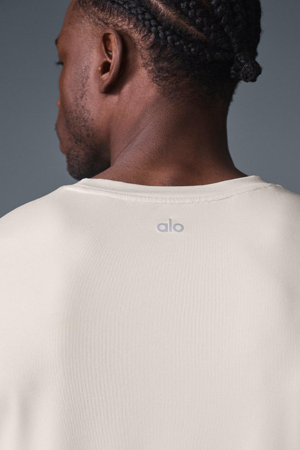 Short Sleeve Alo Yoga Conquer Reform Crewneck Hombre Bone | España  UOXL-30597