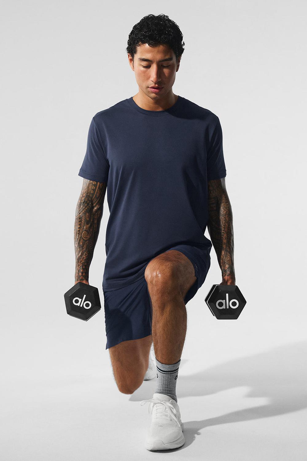 Short Sleeve Alo Yoga Conquer Reform Crewneck Hombre Azul Marino | España  NTJF-89423