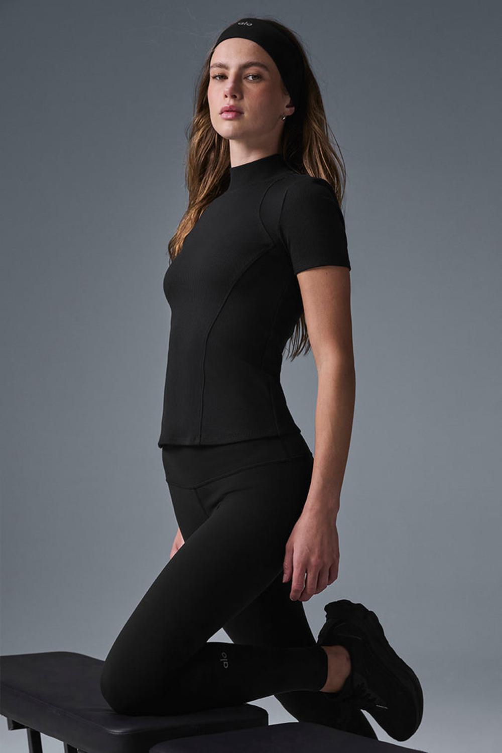 Short Sleeve Alo Yoga Ribbed Mesmerize Mujer Negras | España  VXQE-92584