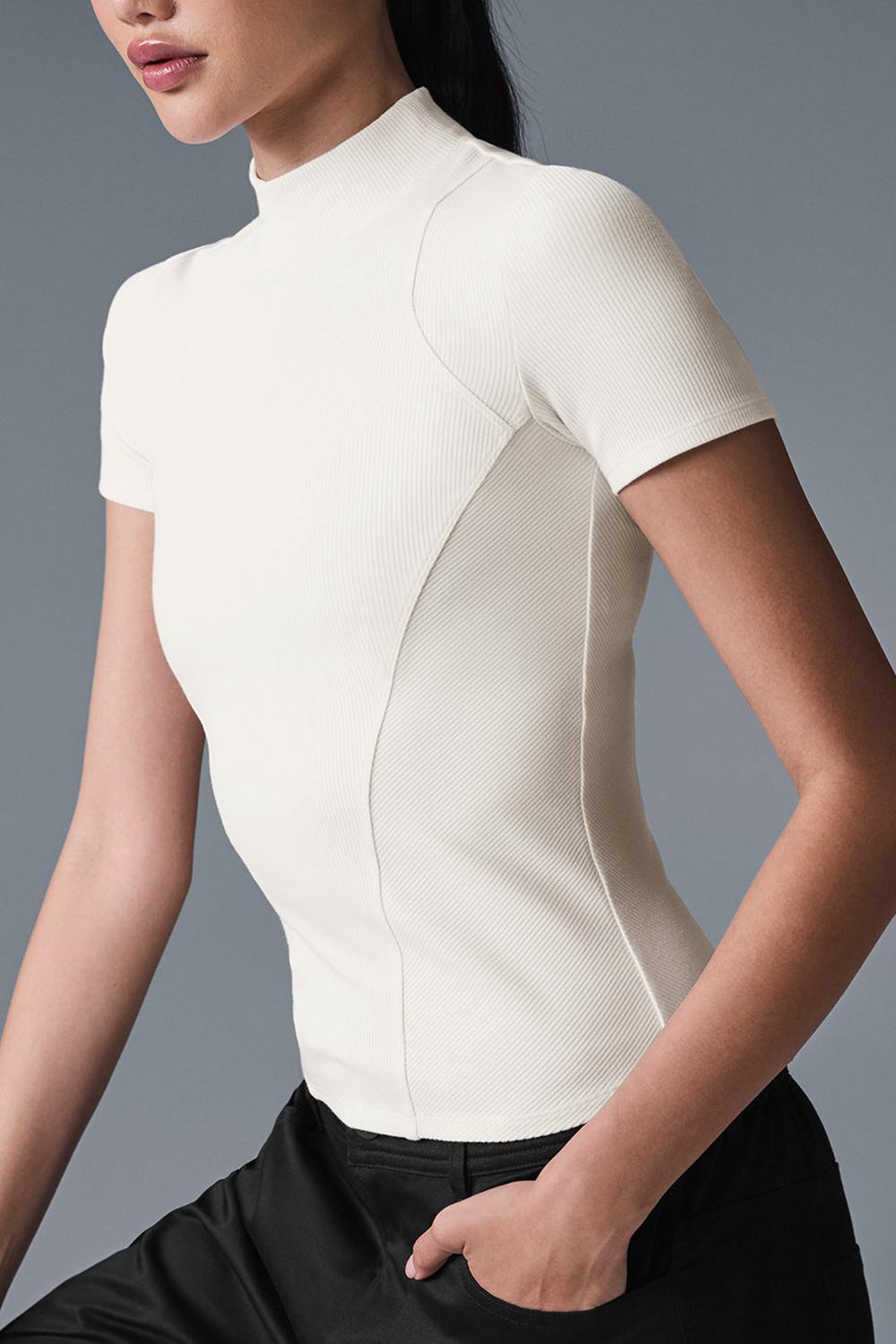 Short Sleeve Alo Yoga Ribbed Mesmerize Mujer Ivory | España  MYUV-50381