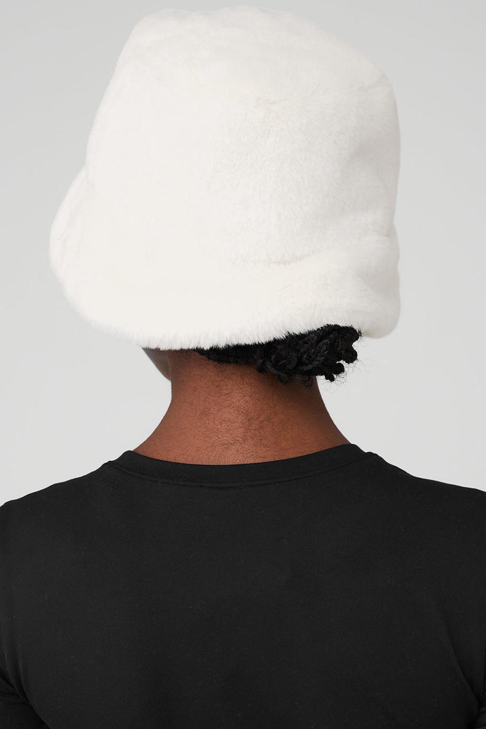 Sombreros De Pescador Alo Yoga Faux Fur Mujer Ivory | España  EVOC-85713