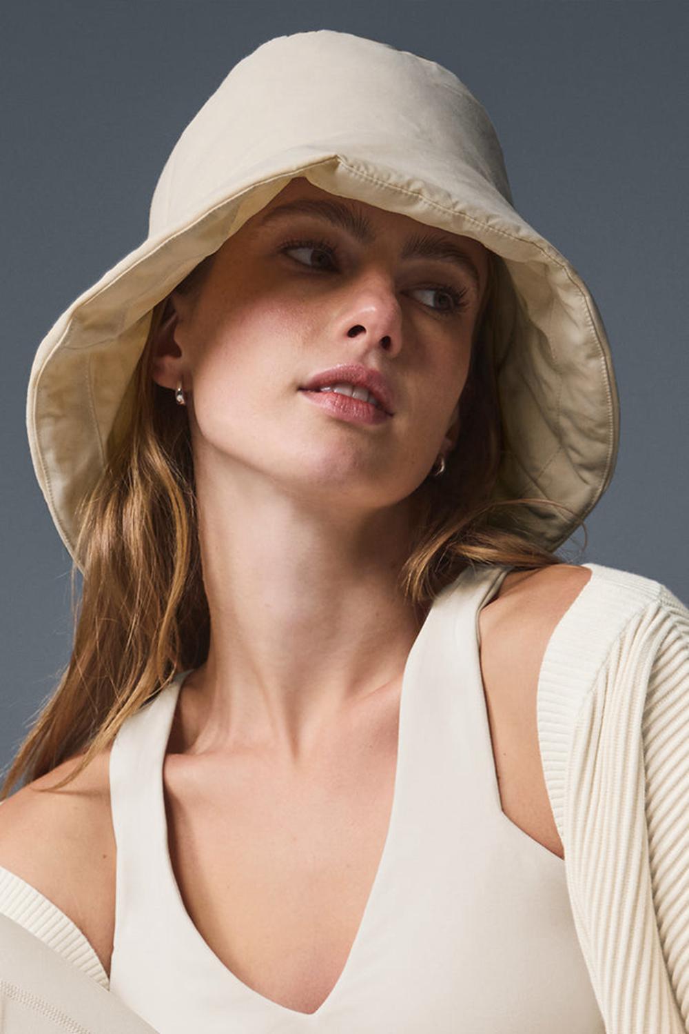 Sombreros De Pescador Alo Yoga Good Shade Mujer Oat Milk | España  TPLB-98240