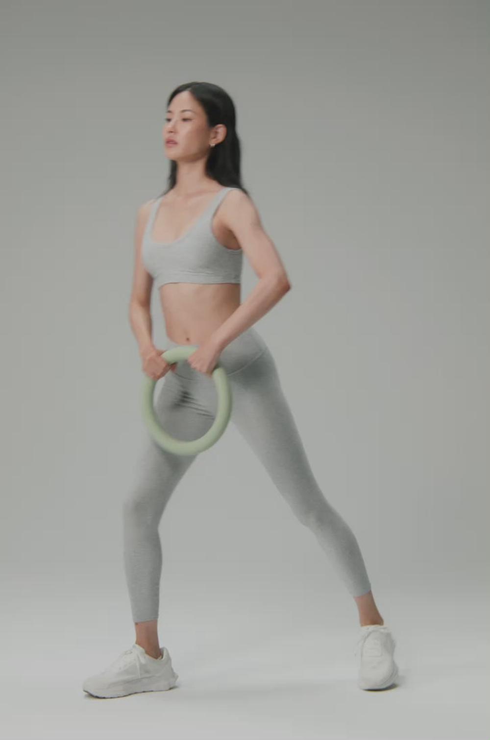 Sujetador Deportivo Alo Yoga Alosoft Center Stage Mujer Gris | España  MHQT-48913