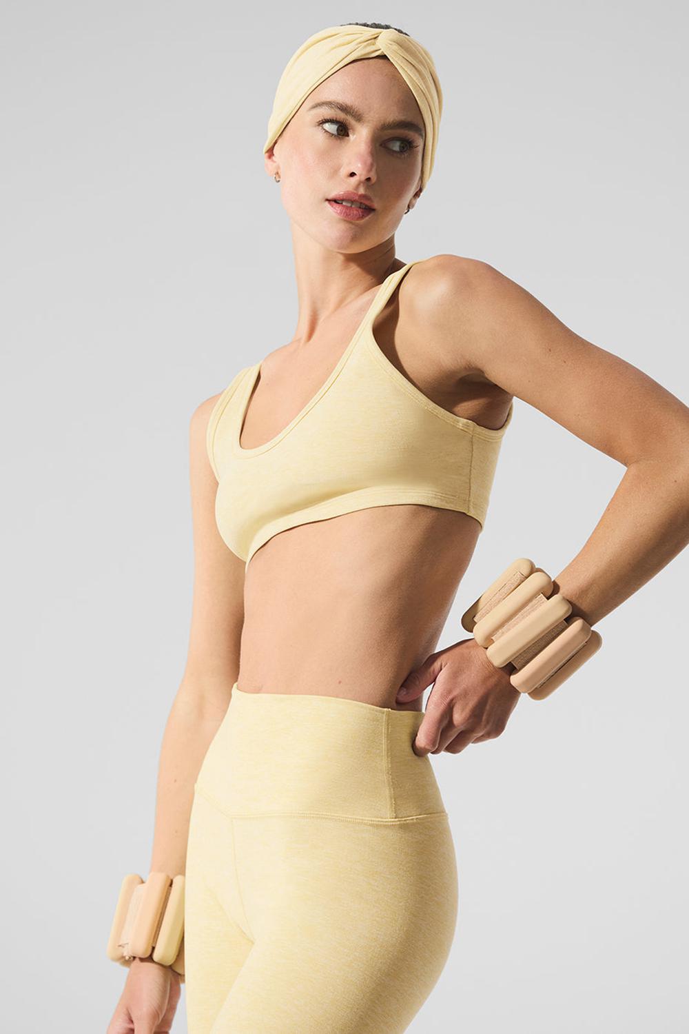Sujetador Deportivo Alo Yoga Alosoft Center Stage Mujer Warm Butter Heather | España  MPGL-41953