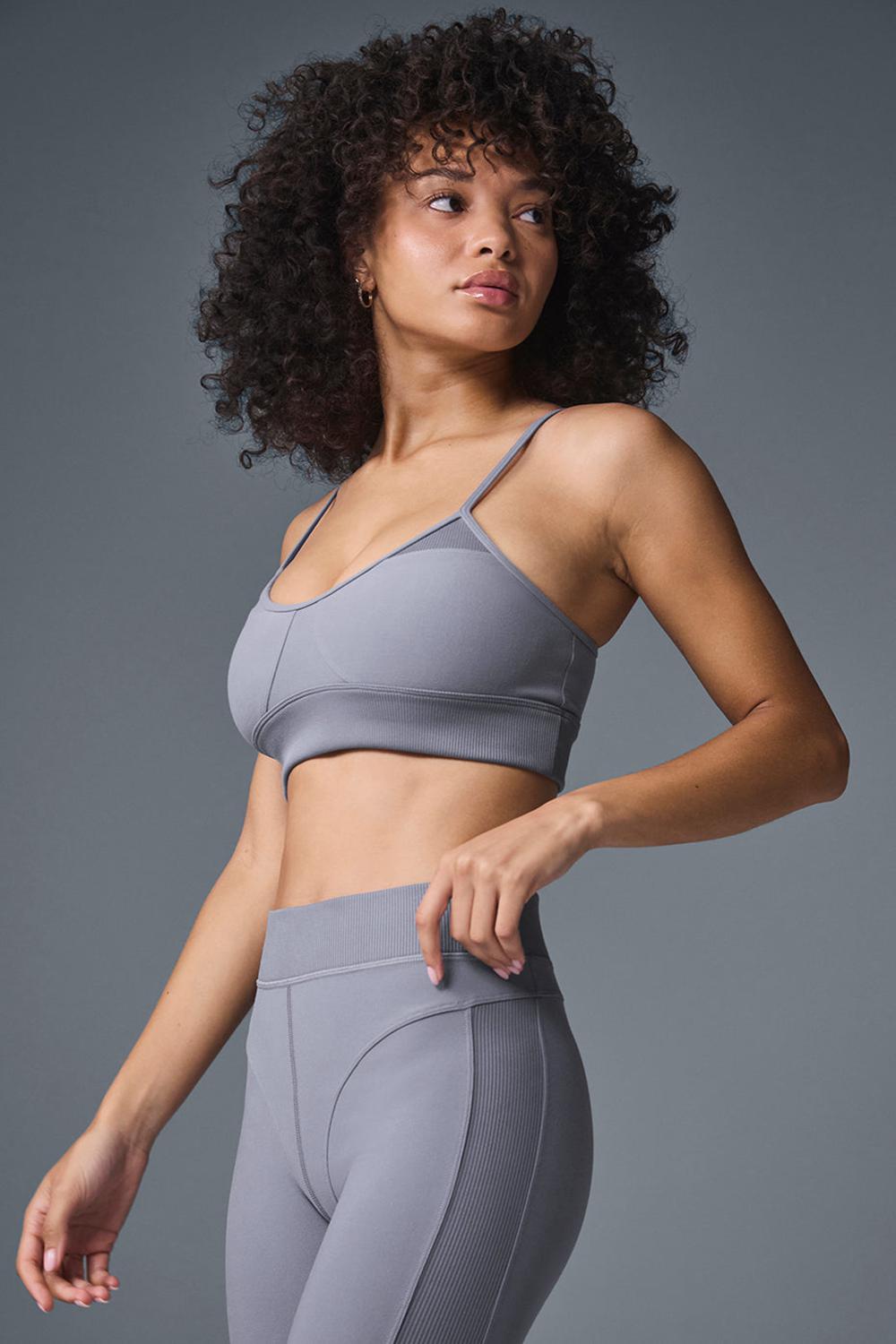 Sujetador Deportivo Alo Yoga Alosoft Head Start Mujer Fog | España  HGEN-63259