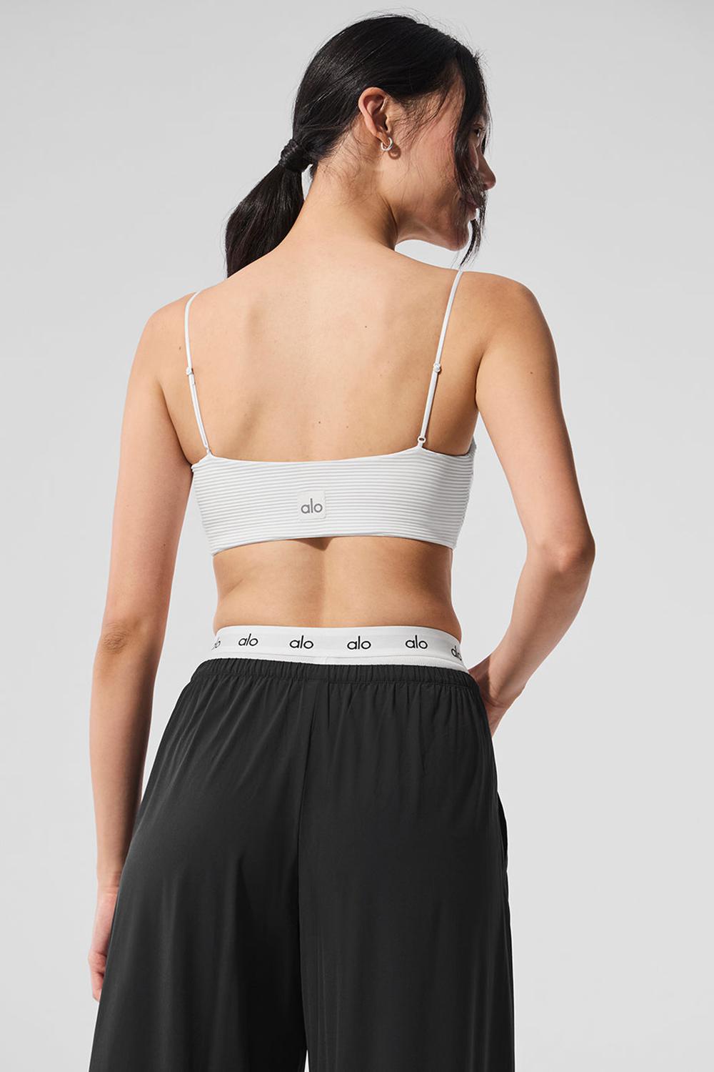 Sujetador Deportivo Alo Yoga Micro Plisse Game On Mujer Blancas | España  YOZB-20456